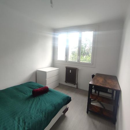 Chambre Dans Appartement Les Grands Noels แซ็งต์-เซบาสเตียง-ซูร์-ลัวร์ ภายนอก รูปภาพ